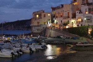 We are continually refining and adding to our portfolio of Nice Places to stay in Italy, so visit our site regularly to find somewhere just that little bit special. All our places to stay are presented with photos and descriptions taken and selected by us personally to give an impression as true to the reality as we can. All places are chosen by our team here in Italy for their combination of price, quality, charm and location. We work in partnership with family run hotels, guest houses and self-catering accommodations. This is NOT an unverified 'web portal' or online directory - we select only those places which we believe make excellent places to base a 1 week holiday or longer.